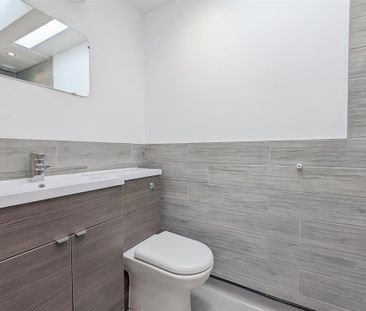 2 bedroom apartment to rent - Photo 6