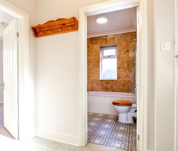 2 bedroom apartment to rent - Photo 6