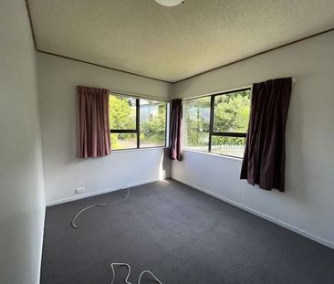3 bedroom house with ensuit - Photo 4