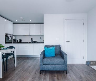 1 bedroom flat to rent - Photo 2