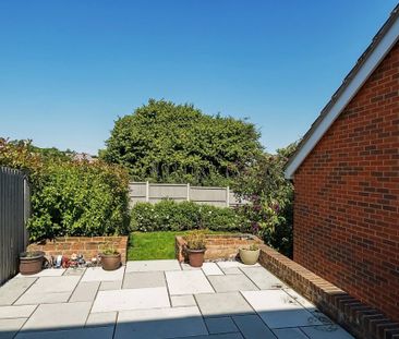 4 Bedroom House - Edith Drive, Alton - Photo 5