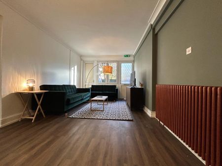 Large Room In Modern Clean Houseshare – All Bills - Photo 2