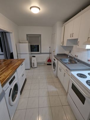 For Lease - 1552 Avenue Road Unit# B, Toronto, Ontario - Photo 1