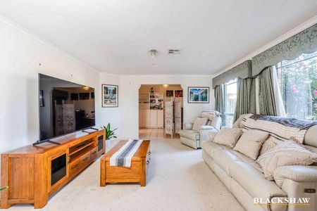 Welcome to 30 Ebeling Court! - Photo 2