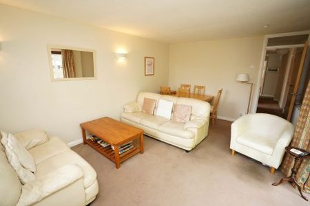 Hallcroft Crescent, Ratho, Edinburgh - Photo 3