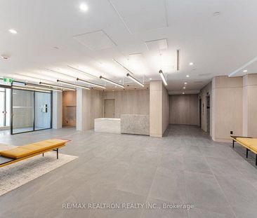 664 Spadina Avenue apartment — Toronto, ON (3-Bedroom) - 3 Bedroom - Photo 6
