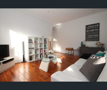 Bronte Beauty - moments to the sand and surf - Photo 5