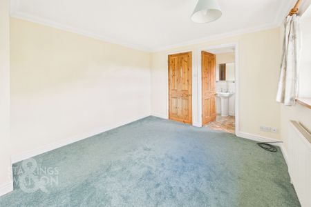 High Green, Great Moulton, Norwich - Photo 5