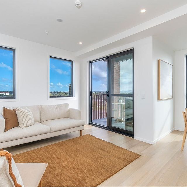 Brand new apartment with 2-weeks free rent - Photo 1