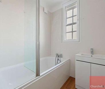 Bromyard Avenue, Acton, W3 - Photo 2