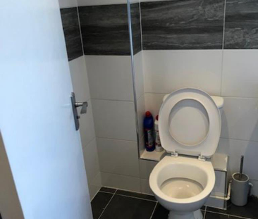 4 bedroom flat to rent - Photo 6 | Rentumo