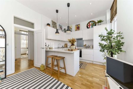 Modern one bedroom apartment in the heart of Primrose Hill Village. - Photo 3