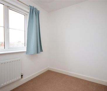 4 bedroom terraced house to rent - Photo 6