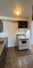 1 room apartment of 74m² in Sherbrooke - Photo 2