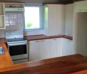 West Is Best - Photo 1