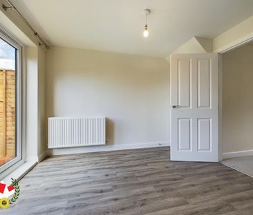Williams Crescent, Yate, Bristol - Photo 3