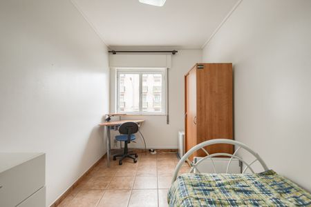 Quarto perto do Glicínias e da Universidade - Photo 2