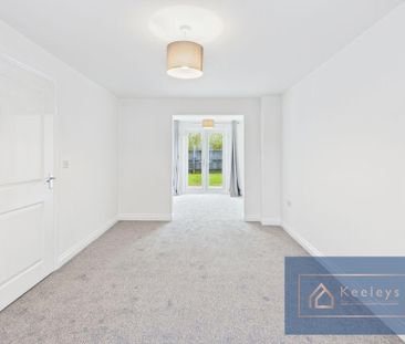 3 bedroom semi-detached house to rent - Photo 2