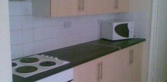 4 Bed Student House - Stockton - Photo 2