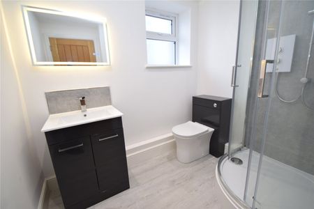 1 bed apartment to rent in Wellington Road, Bridlington, YO15 - Photo 2