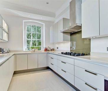 Green Lane, Cobham, KT11 - Photo 4