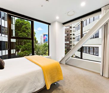 Luxury 3 Bedroom Living - Photo 5