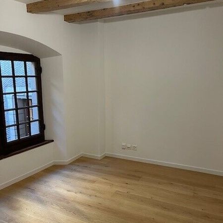 Beaucoup de charme pour cet appartement neuf de 60 m2 environ, en triplex sur cour. - Foto 3