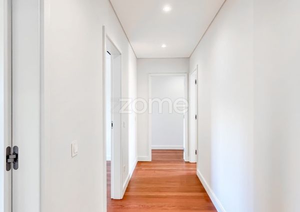 Apartamento T4 em Porto