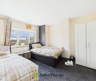 3 bedroom terraced house to rent - Photo 6