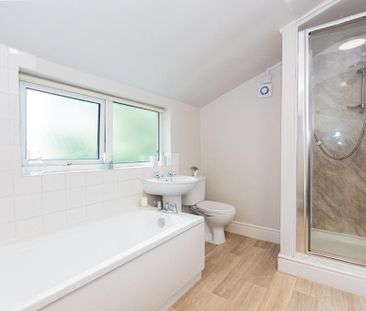 5 bedroom detached house to rent - Photo 5