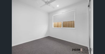 Modern, spacious and convenient 4 Bedroom Home - Photo 4