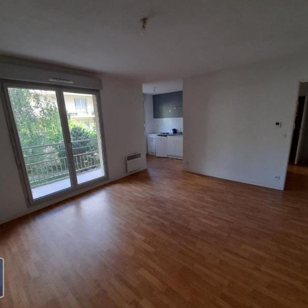 Location Appartement 2 pièces 48m² ELBEUF 76500 - Photo 1