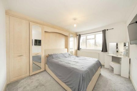 4 bedroom house to rent - Photo 3