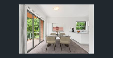 Exquisite 3-Bedroom Apartment in Coogee - Photo 5