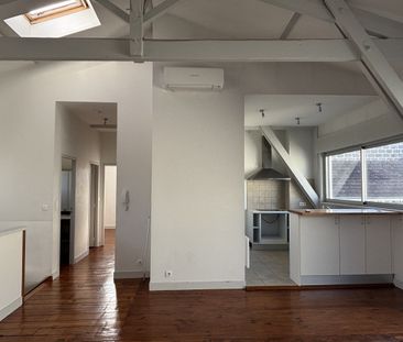 Location Appartement 4 pièces 97m² BORDEAUX 33000 - Photo 4