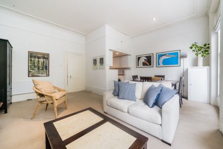 Kensington Church Street, London, W8 flat to rent - Photo 2