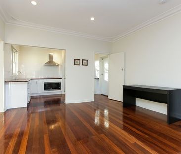 59 Matheson Road, Applecross - Photo 5