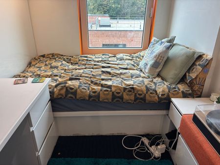 Room in a Shared Flat, The Furlong, BN2 - Photo 4