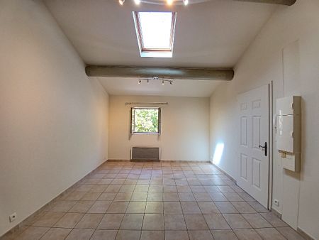 Noves, centre : Appartement T2, - Photo 2