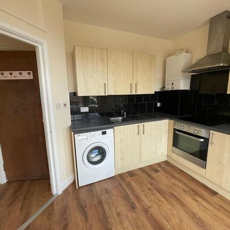 1 bedroom flat to rent - Photo 3