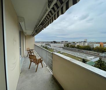 Location Appartement 5 pièces 90m² - Photo 2