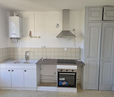 Location Appartement 3 pièces 57m² PARAY LE MONIAL 71600 - Photo 3