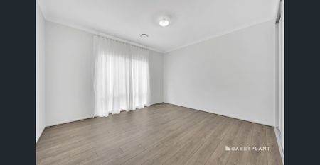 Stunning Newly Constructed 5-Bed Family Home APPLICATION CODE: BP23 - Photo 5