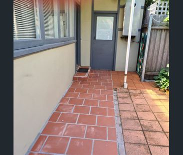 2/2 Pleasant Ave, Erskineville, NSW 2043 - Photo 5
