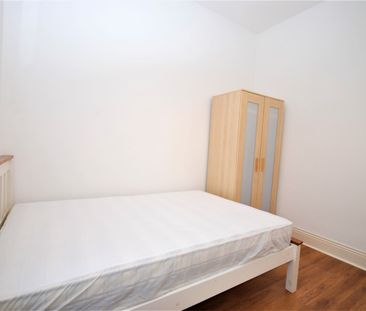 2 bed flat to rent in Hyde Terrace, Gosforth, NE3 - Photo 5