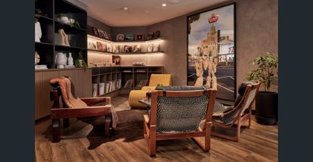 Spacious 2 Bed 2 Bath Home In Fitzroy North - Photo 2