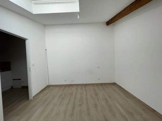 Location Appartement 2 pièces 41m² CAROMB 84330 - Photo 1