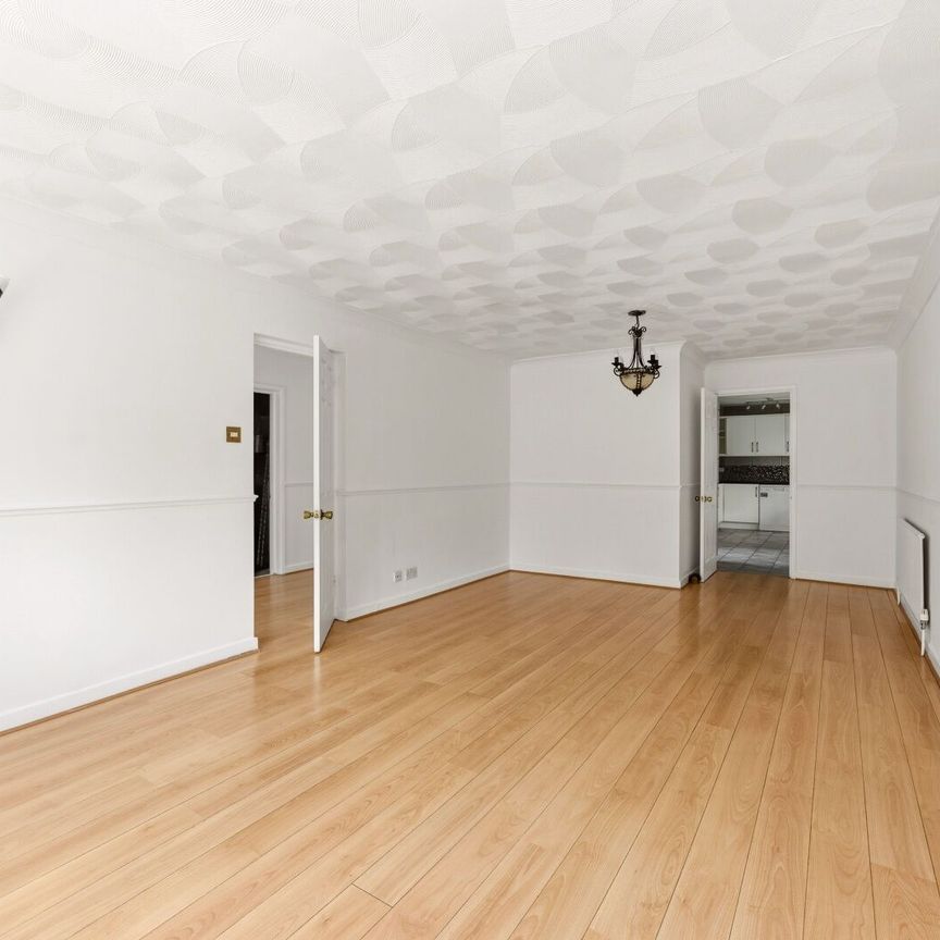 Available unfurnished from 22/05/2026 - Photo 1