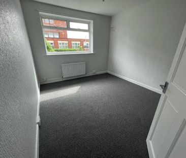 2 bedroom bungalow to rent - Photo 2