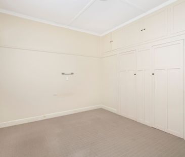 FALL IN LOVE WITH THE 'ASHFIELD' AT LAKE WENDOUREE - Photo 3